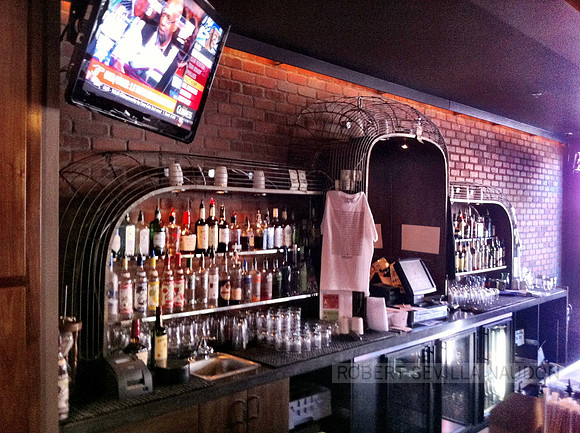 Saranac public house bar Spokane